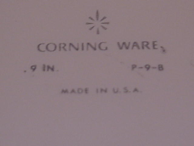 Corning Ware Cornflower 9 Inch Skillet with Lid