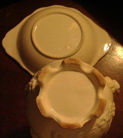 Mini Pitcher and Bowl in White Vintage Design