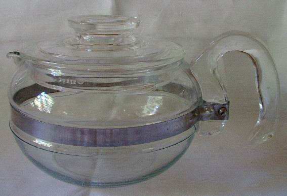Pyrex Blue Flame Tea Pot 6 Cup #8446B