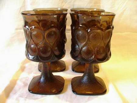 Noritake Spotlight Pattern in Walnut Brown