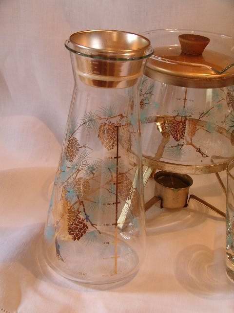 Vintage Libbey with Pine Cones Gold and