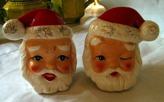 Santa Claus Salt And Pepper Shakers