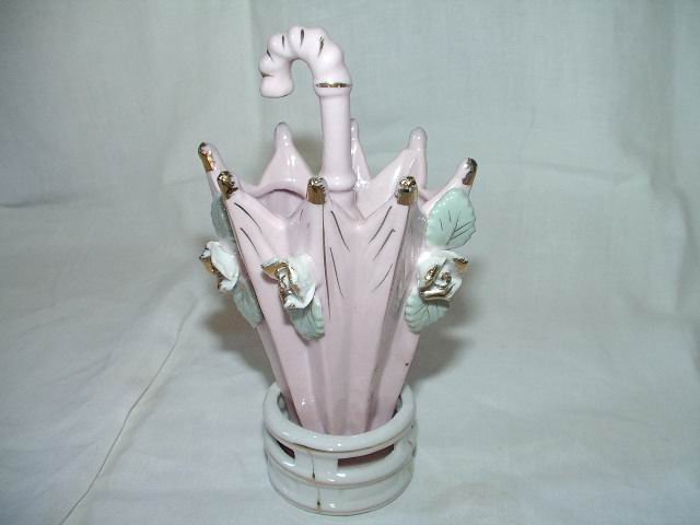 Pink Vase With Roses And Gold Trim Made In Japan