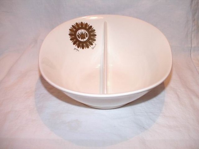 Vintage Georges Briard Divided Bowl