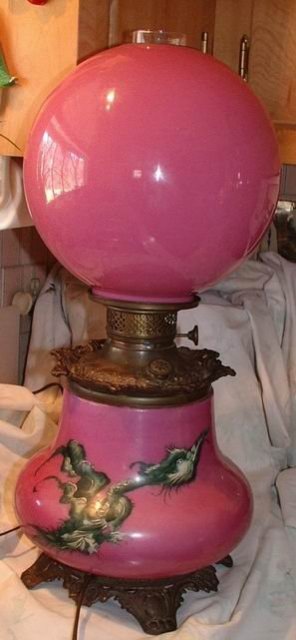 Gone With The Wind Style Lamp Pink with Bird