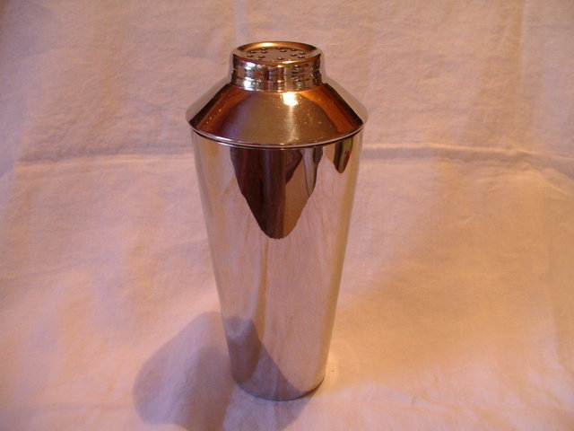 Vintage Cocktail Shaker by Irwinware U.S.A.