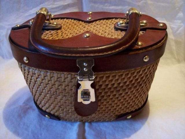 Straw Purse with Leather Trim
