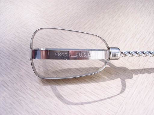 Ecko U.S.A. Beater with Pink Handle