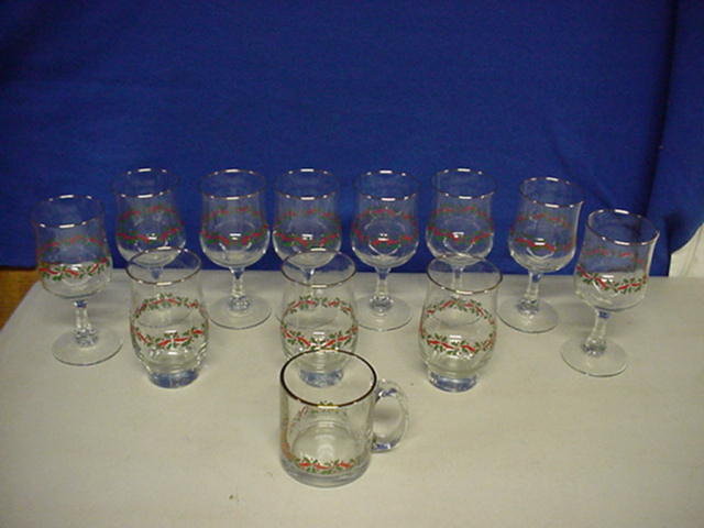 Libbey Christmas Glasses 12 Pieces