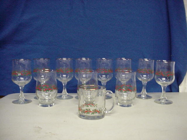 Libbey Christmas Glasses 12 Pieces