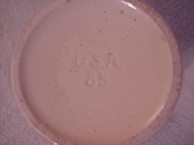 Vase Marked USA 85 Pink Pelican