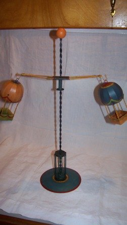 Hot Air Balloon Toy Baskets Spin Down