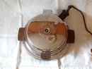Dominion Electric Waffle Iron