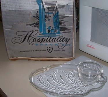 Federal Hospitality Set Homestead Pattern