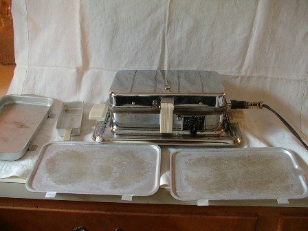 Manning Bowman Waffle Iron Griddle and Broiler