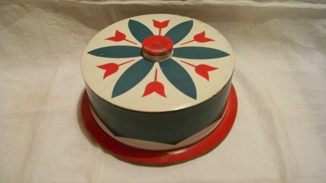 Tiny Cake Saver Tulips, Red, Green and White