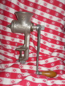 Vintage Cast Iron Kitchen Grinder