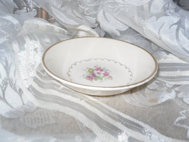Vintage Paden City Pottery Bowl Set