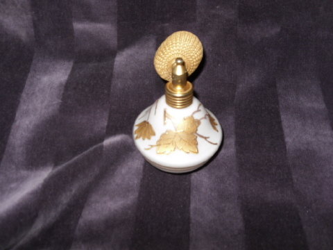 Vintage Satin Glass Perfume Bottle w/Atomizer **