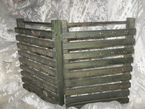 Wooden Organizer w/Hooks