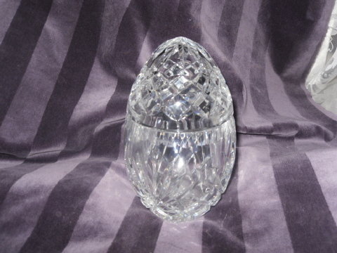 Shannon Lead Crystal Egg