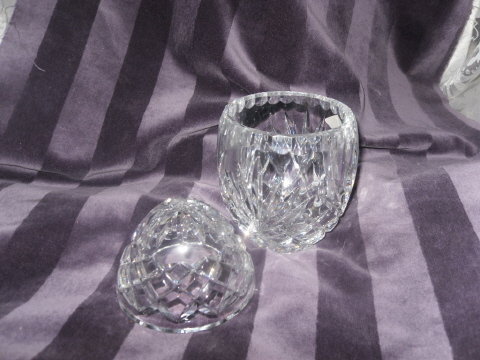 Shannon Lead Crystal Egg