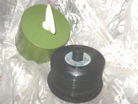 Vintage Disk-Go-Case 45 Record Carry Case + 20 Records