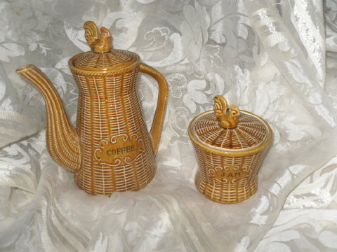 Vintage Porcelain Basketweave Jam Pot w/Rooster Lid