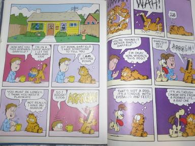 1984 Garfield Book Garfield His 9 Lives by: Jim Davis