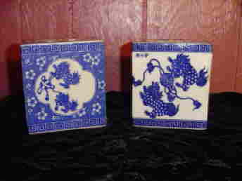 Antique Chinese Blue & White Foo Dog Porcelain Sensor or Pipe Pillows **LOOK** **Signed by Artist**