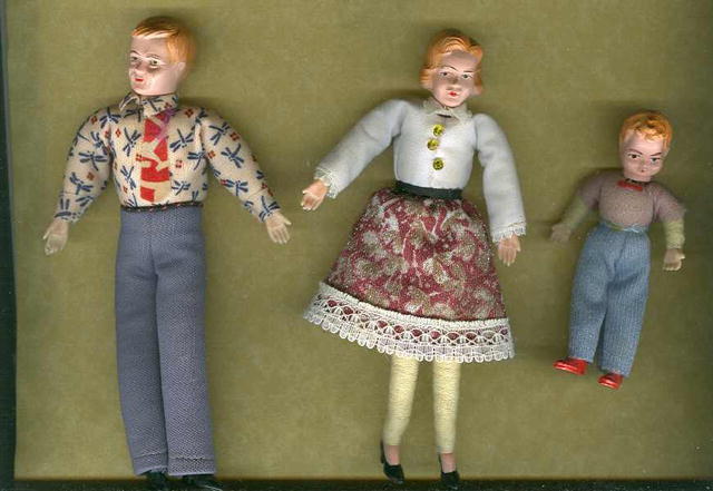 1940's Doll Family