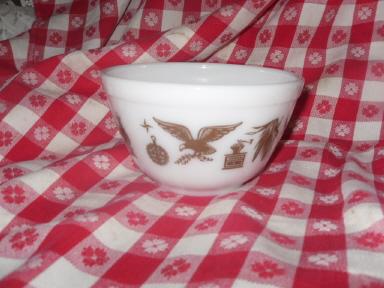Vintage Early American Pattern Pyrex Mixing Bowl