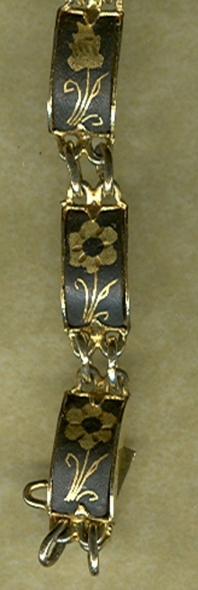 18 KT Gold Child's Link Bracelet