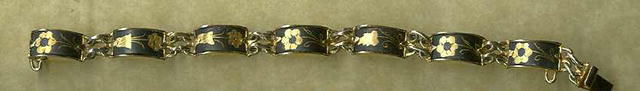 18 KT Gold Child's Link Bracelet