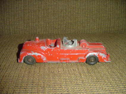 Vintage Hubley Die Cast Fire Truck # 463