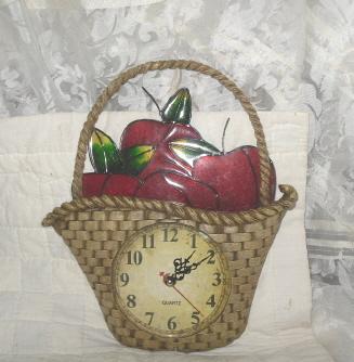 Stained Glass Apple Kitchen Clock