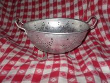 Vintage Aluminum Star Colander