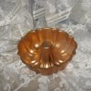 Vintage Copper Bumdt Pan