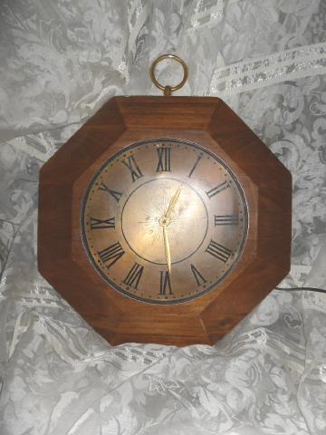 Vintage United Wooden Wall Clock