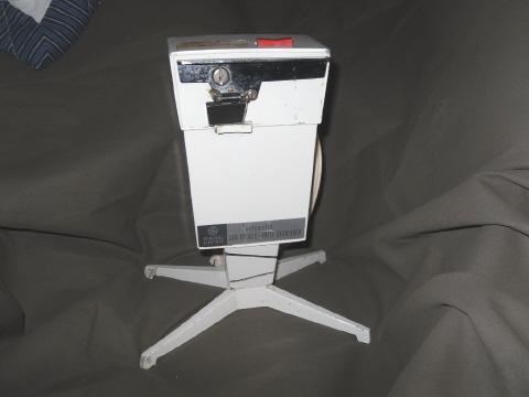 Vintage Space Age Mid Century Modern Electric Can Opener