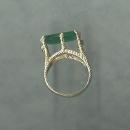 Large Emerald Green Ring 14KTEL