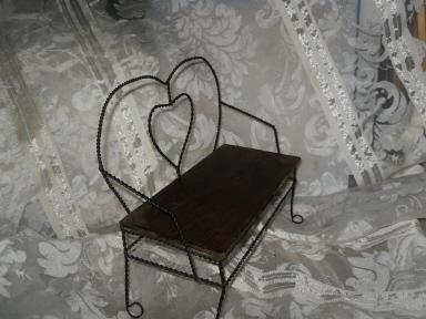 Home Interiors Park Bench