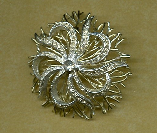 Stylized Floral Brooch