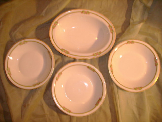 Theodore Haviland Limoges Serving Dish w/3 Bowls
