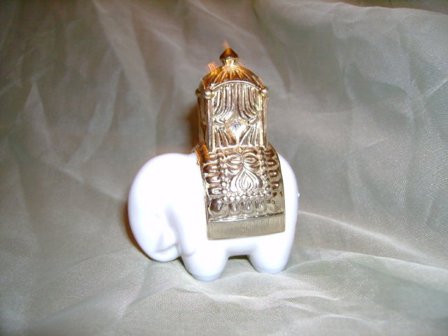 Royal Elephant Avon Bottle *Full
