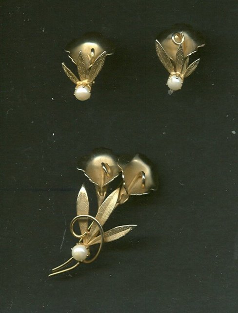 Vintage Gold Vermeil & Pearl Pin & Earring Set