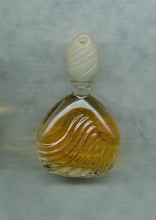 Ted Lapidus Parfum Pendant *Miniature*