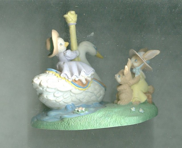 1993 Avon Easter Figurine by Kathy Jeffers