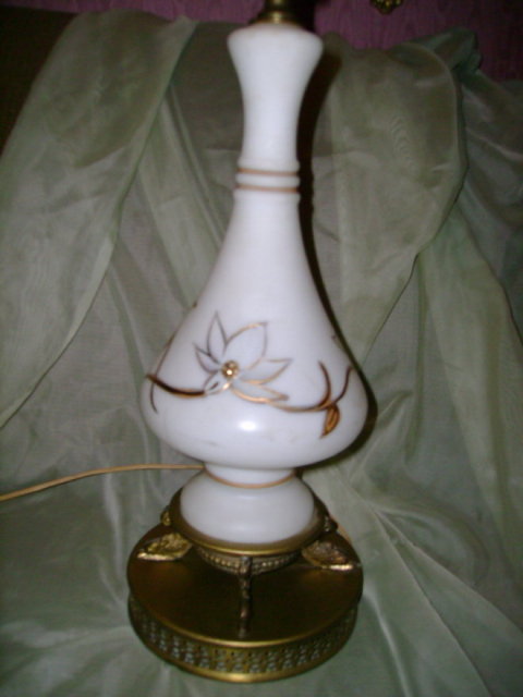 Vintage Frosted Glass Table Lamp