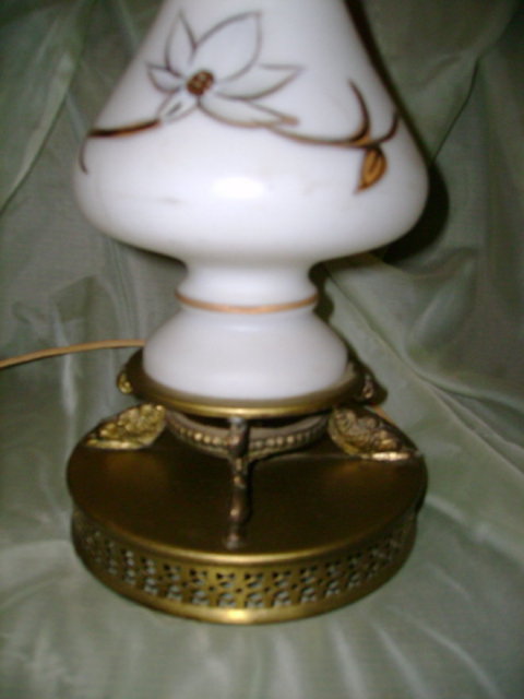 Vintage Frosted Glass Table Lamp